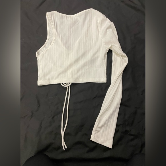 Princess Polly one sleeve crop top - Picture 6 of 8